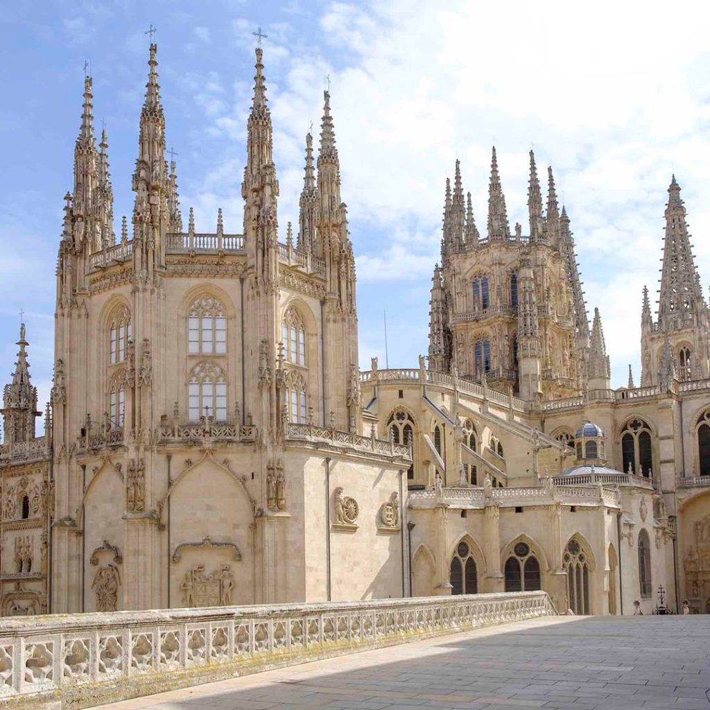 cimborrio de la Catedral de Burgos, estilo gótico.