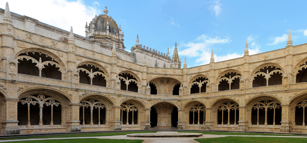 Claustro del Monasterio de los Jerónimos en Lisboa