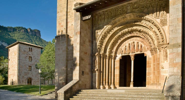 Puerta Spciosa del Monasterio de Leyre en Navarra