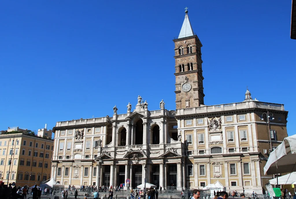 Fachada de la Basílica de Santa María la Mayor en Roma